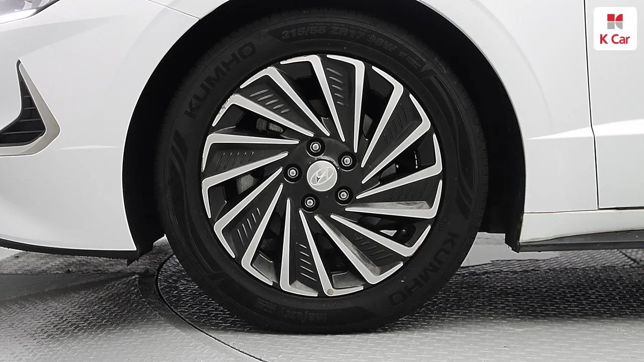 Hyundai Sonata Dn8 Hybrid 2022 photo 5