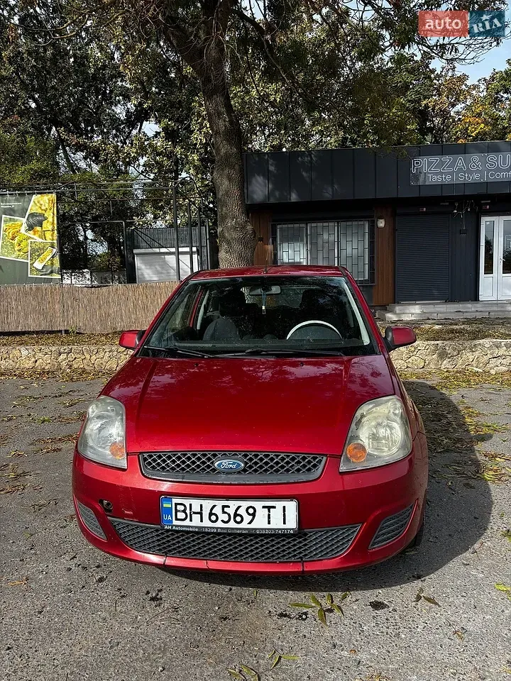 Ford Fiesta 2007 photo 2