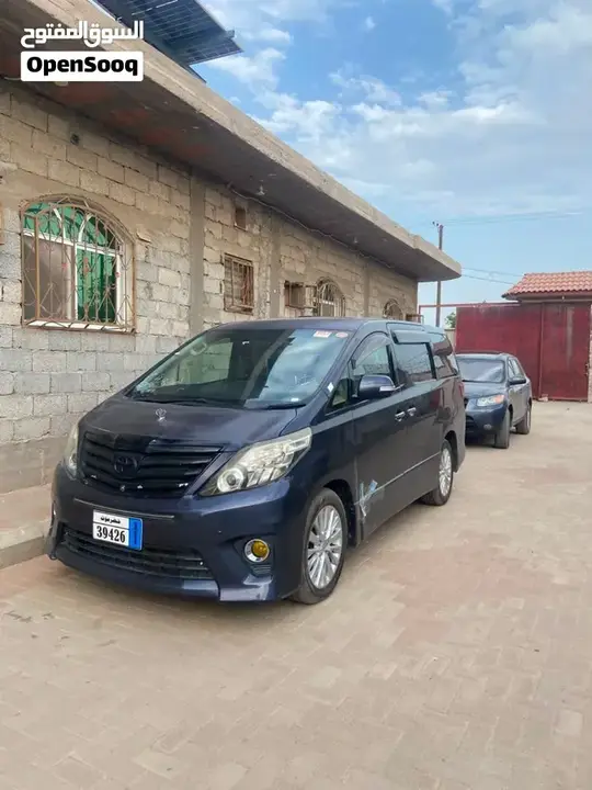 Toyota Alphard 2011 photo 2