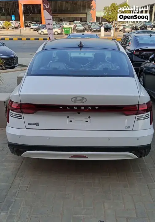 Hyundai Accent 2027 photo 4