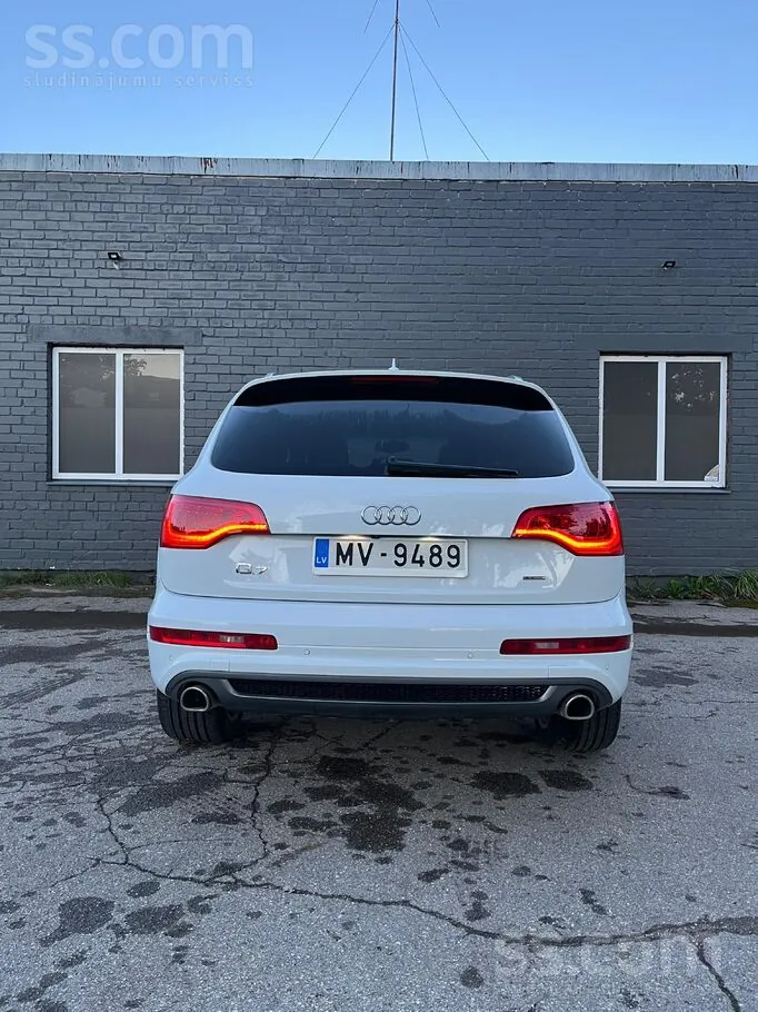 Audi Q7 2015 photo 5
