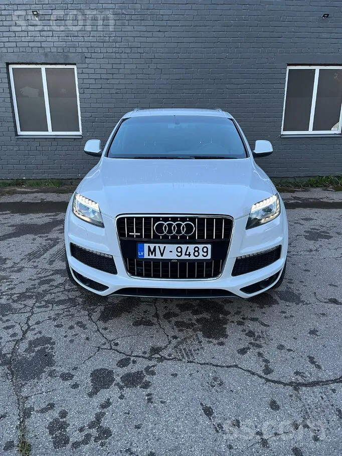 Audi Q7 2015 photo 2