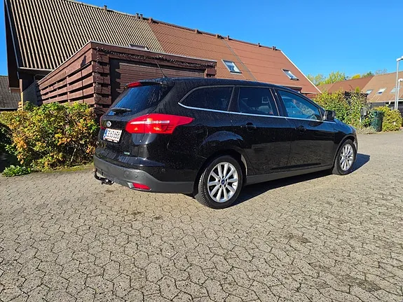 Ford Focus 2017 photo 3