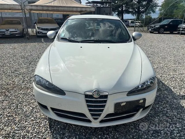 Alfa Romeo 147 2010 photo 3