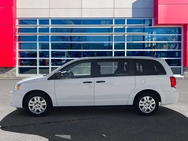 Dodge Grand Caravan 2018 photo 2