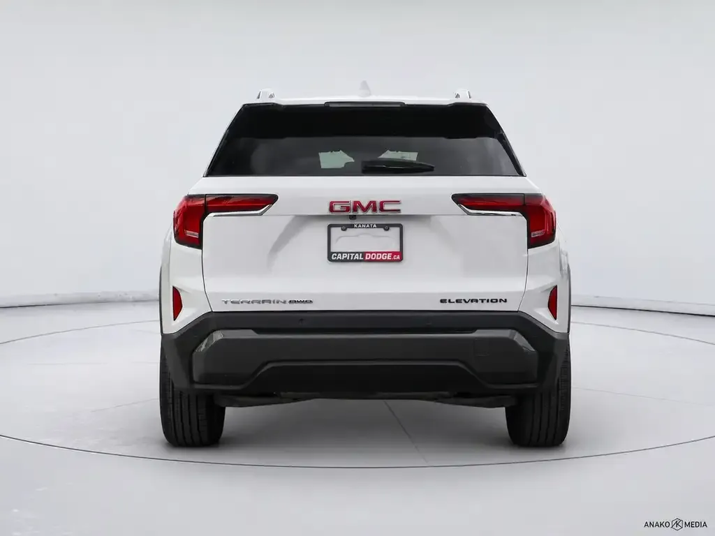 GMC Terrain 2026 photo 3