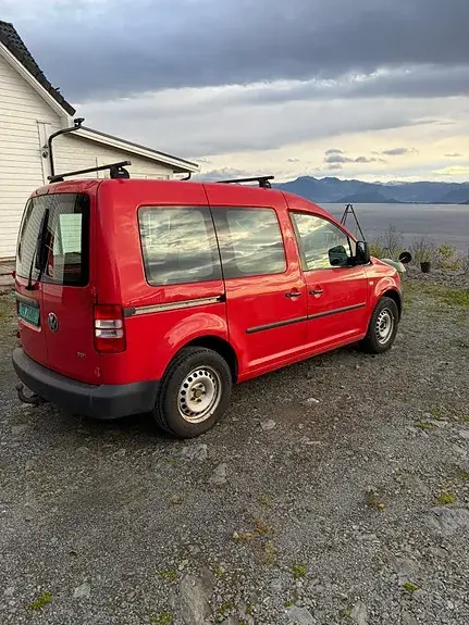 Volkswagen Caddy 2012 photo 3