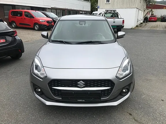 Suzuki Swift 2021 photo 3