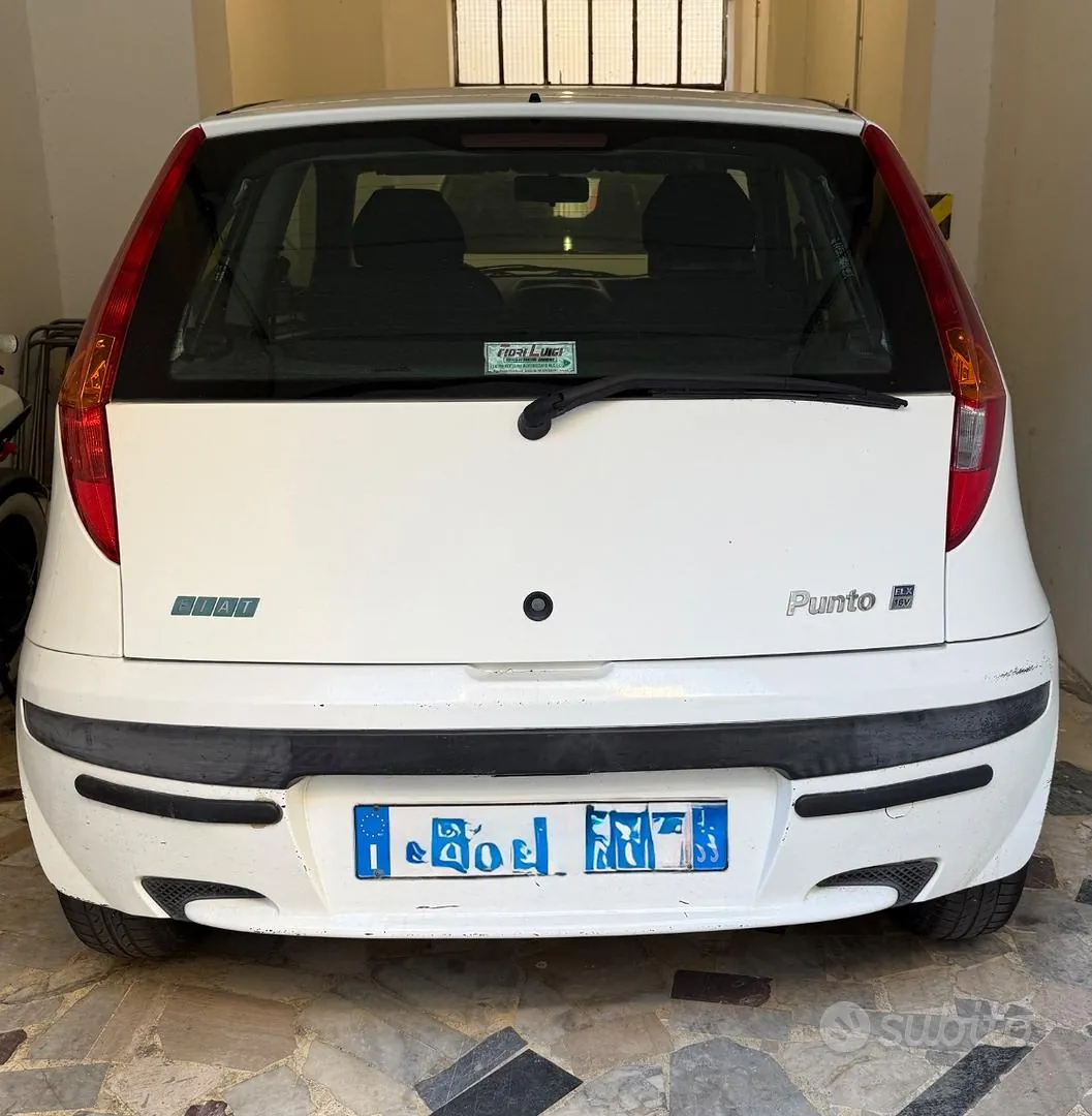 Fiat Punto 2000 photo 2