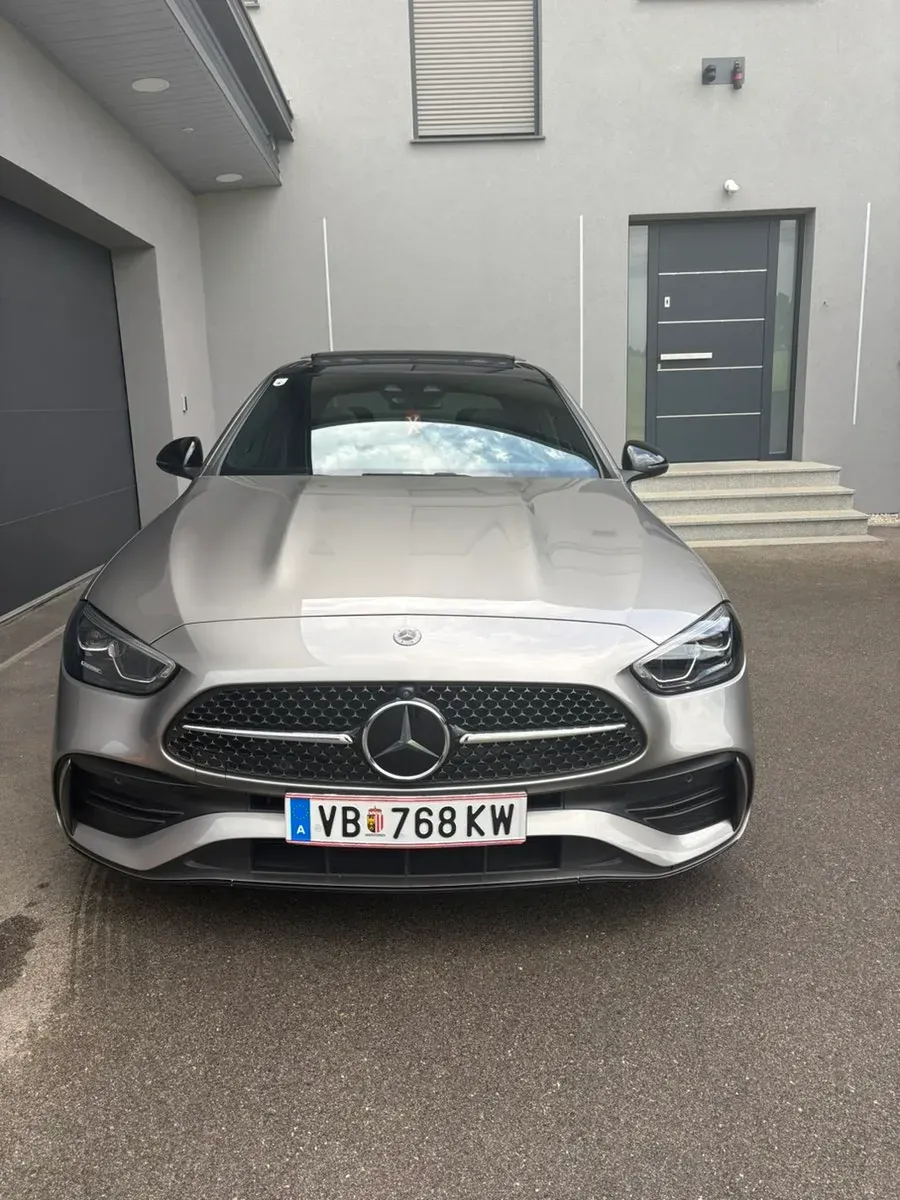 Mercedes-Benz C-Class 2023 photo 2