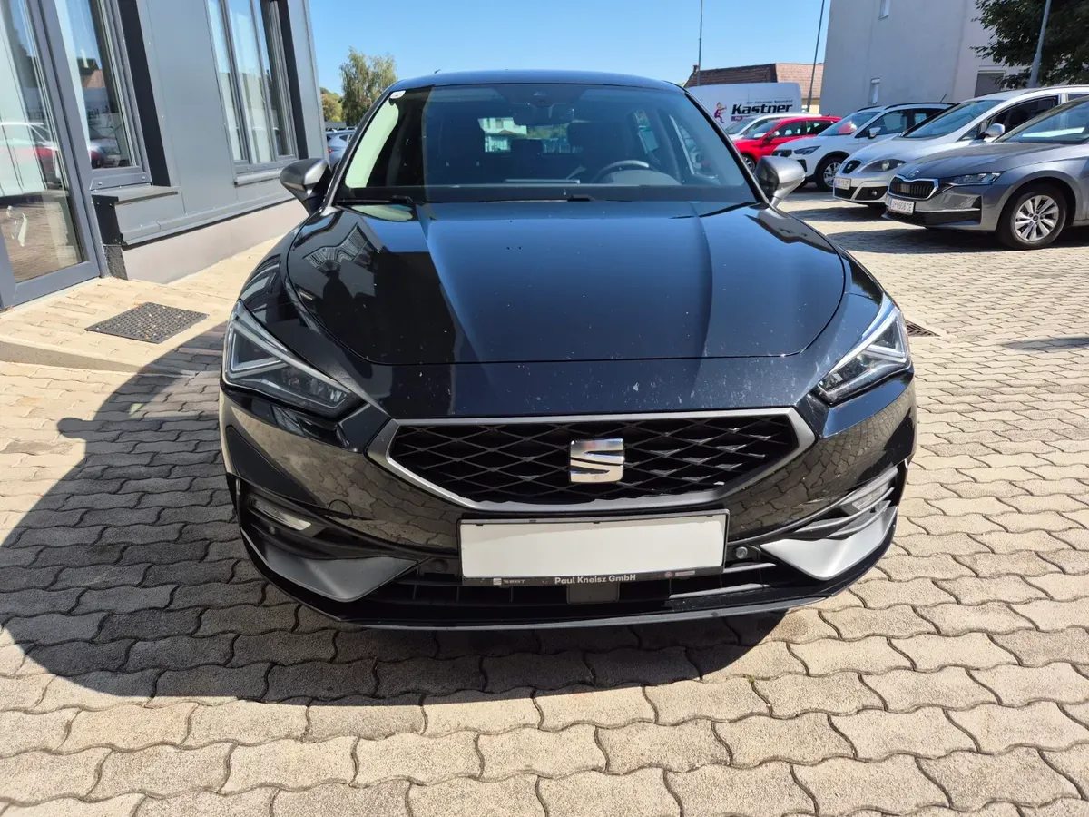Seat Leon 2021 photo 2