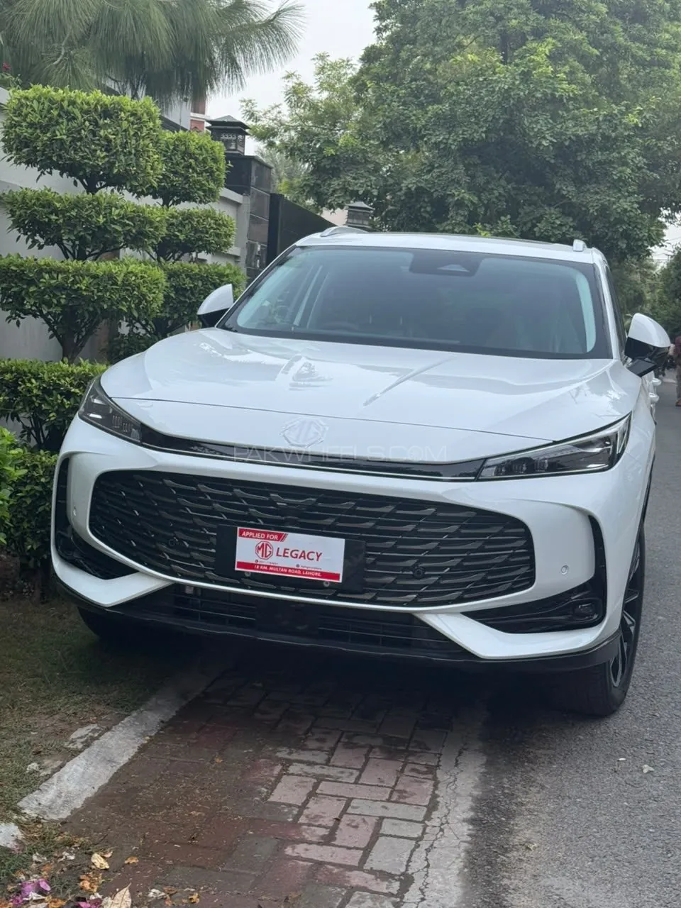 MG Hs