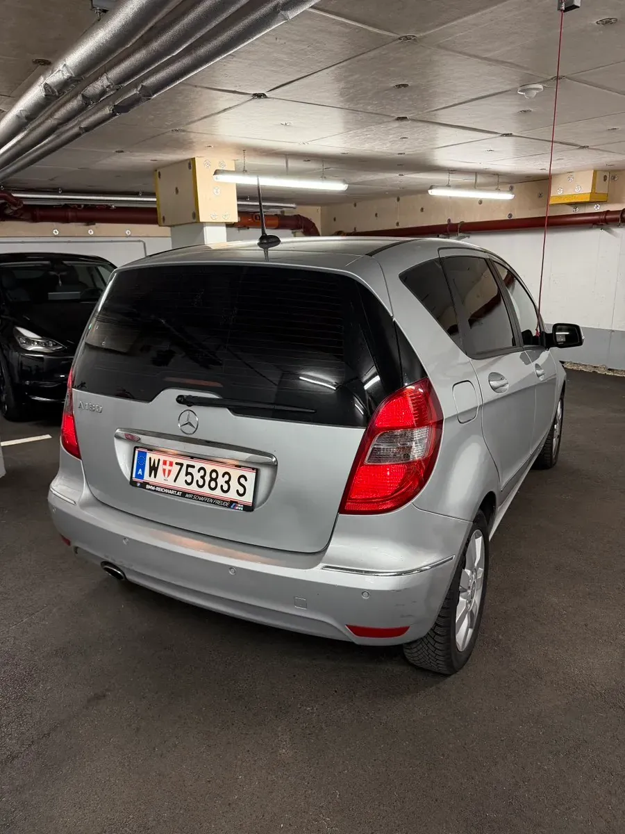 Mercedes-Benz A-Class 2009 photo 2