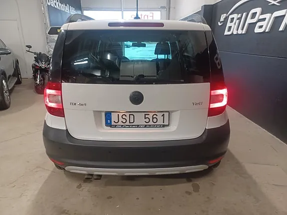 Skoda Yeti 2012 photo 5