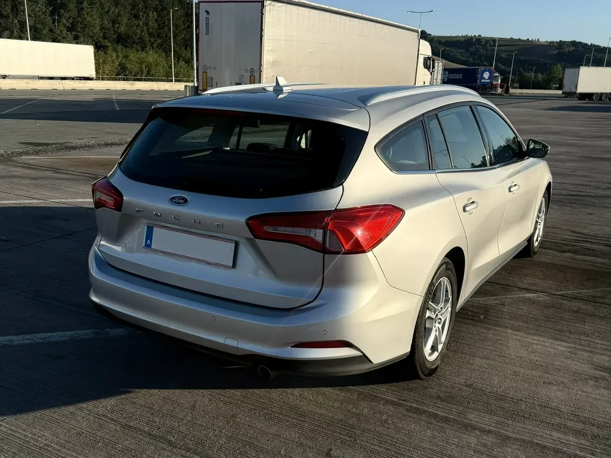 Ford Focus 2019 photo 3