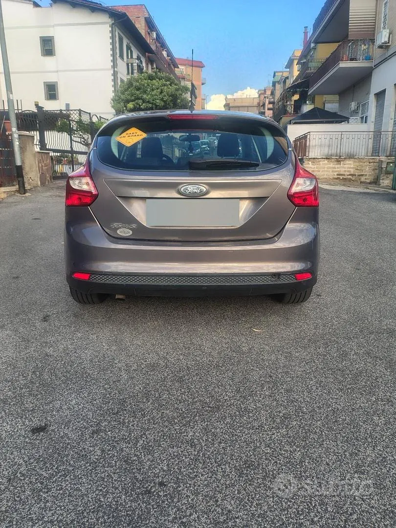 Ford Focus 2011 photo 4