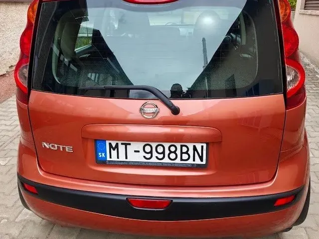 Nissan Note 2006 photo 3