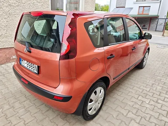 Nissan Note 2006 photo 2