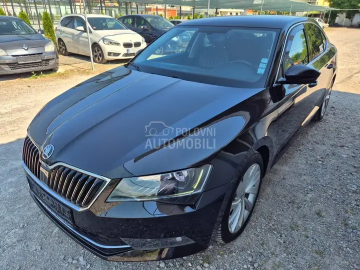 Skoda Superb 2016 photo 2
