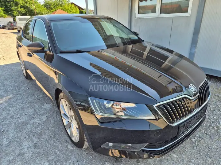 Skoda Superb 2016 photo 5