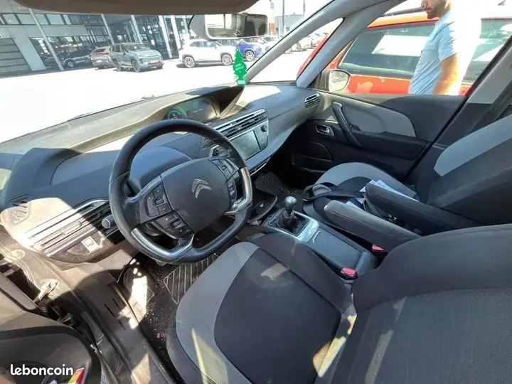 Citroen C4 Picasso 2013 photo 3