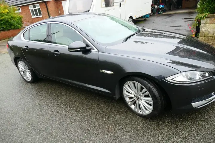Jaguar Xf 2013 photo 5