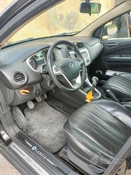 Lancia Delta 2013 photo 4
