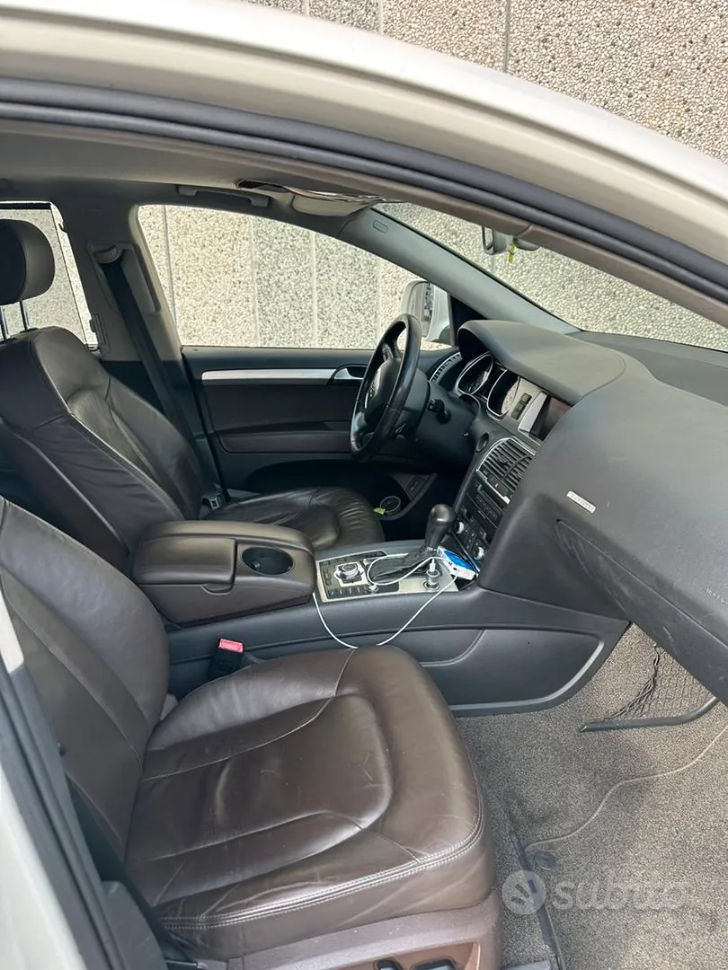 Audi Q7 2007 photo 3