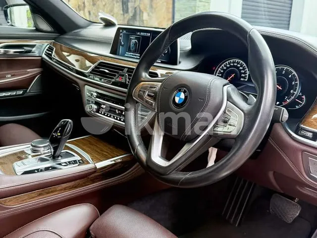 BMW 740Li 2016 photo 2