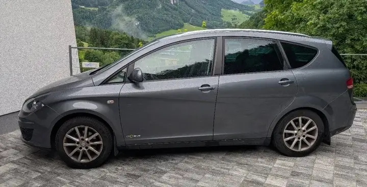 Seat Altea Xl 2013 photo 2
