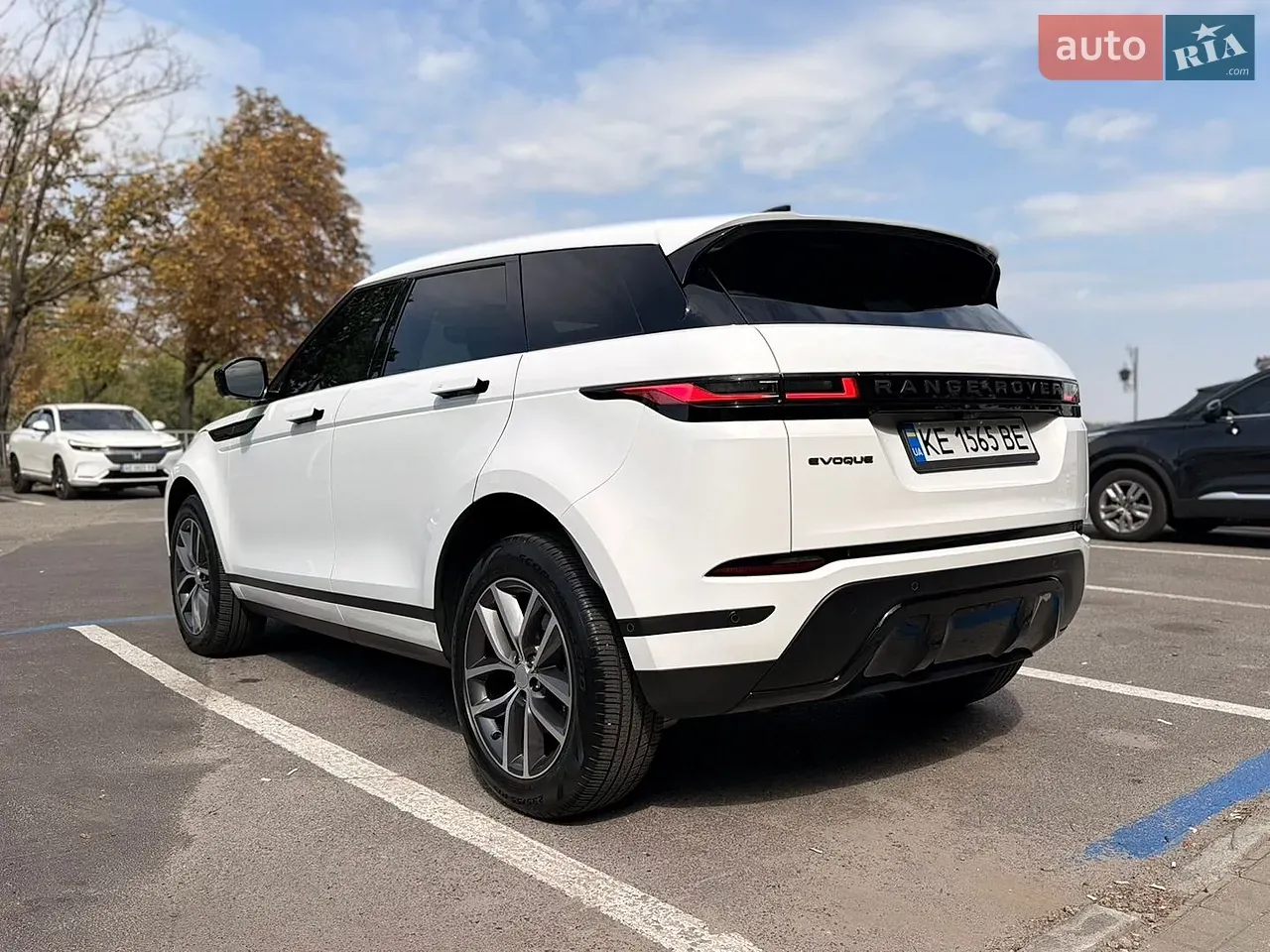 Land Rover Range Rover Evoque 2024 photo 3