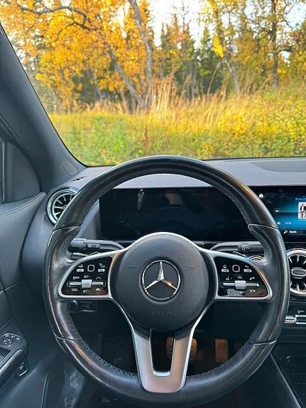 Mercedes-Benz Eqa300 2022 photo 2