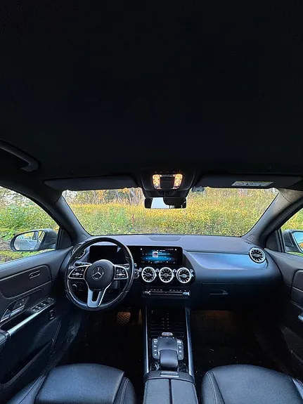 Mercedes-Benz Eqa300