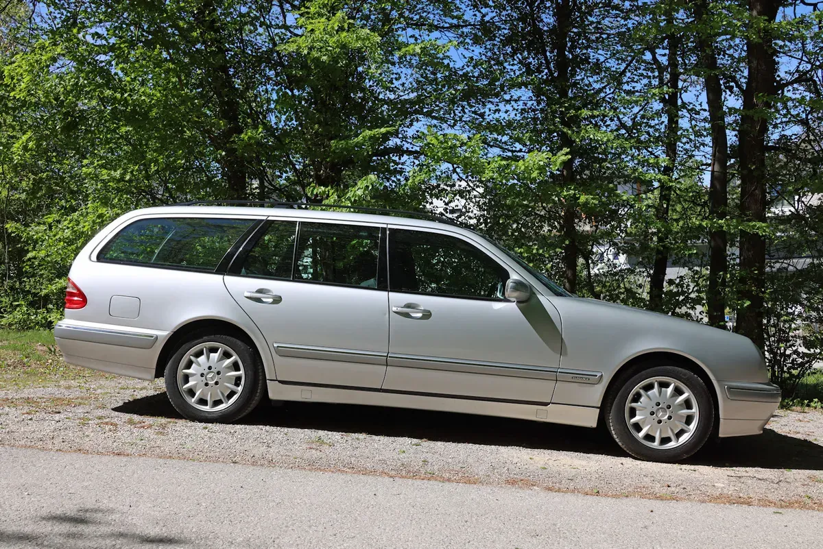 Mercedes-Benz Sonstige 2001 photo 3