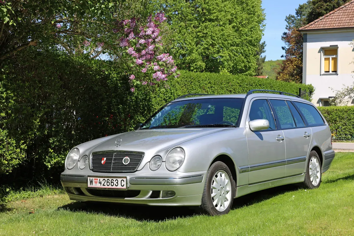 Mercedes-Benz Sonstige