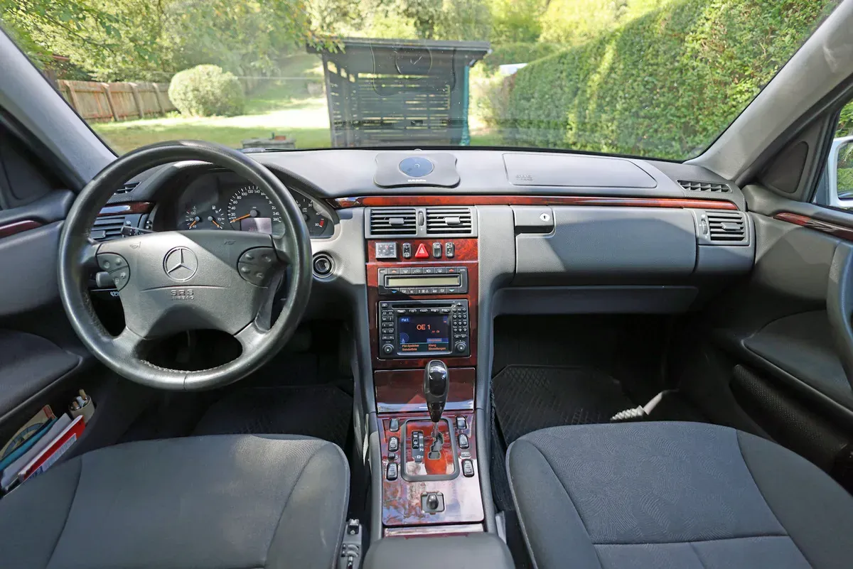 Mercedes-Benz Sonstige 2001 photo 2