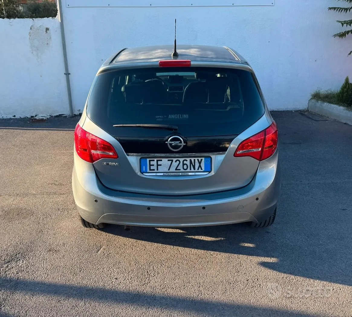 Opel Meriva 2010 photo 2