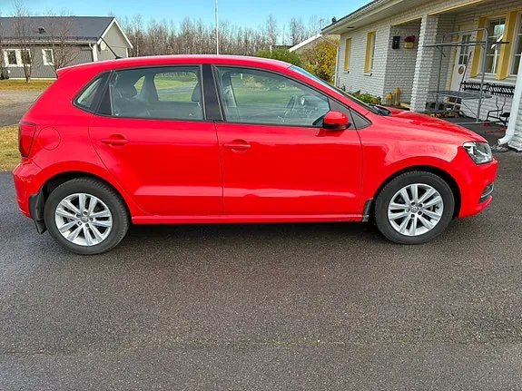 Volkswagen Polo 2017 photo 2