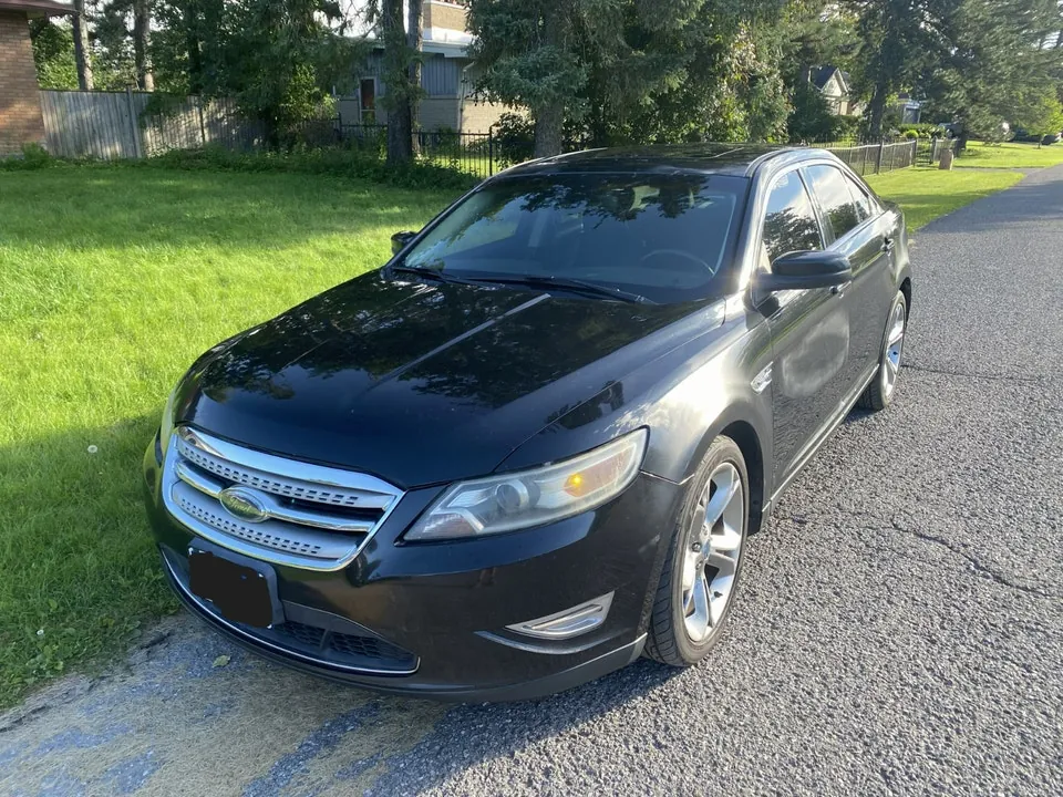 Ford Taurus