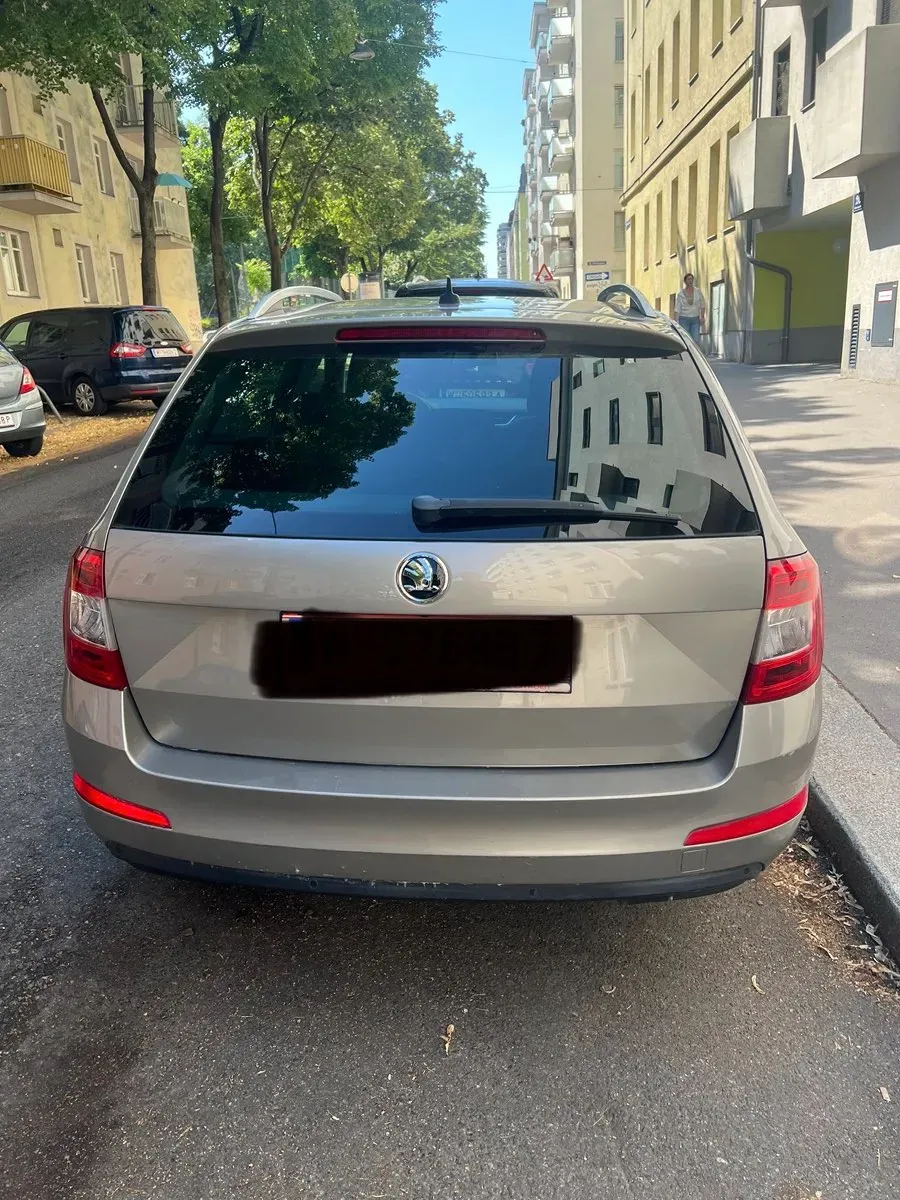 Skoda Octavia 2015 photo 3