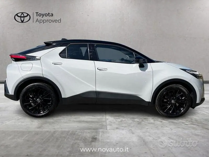 Toyota C-Hr 2024 photo 3