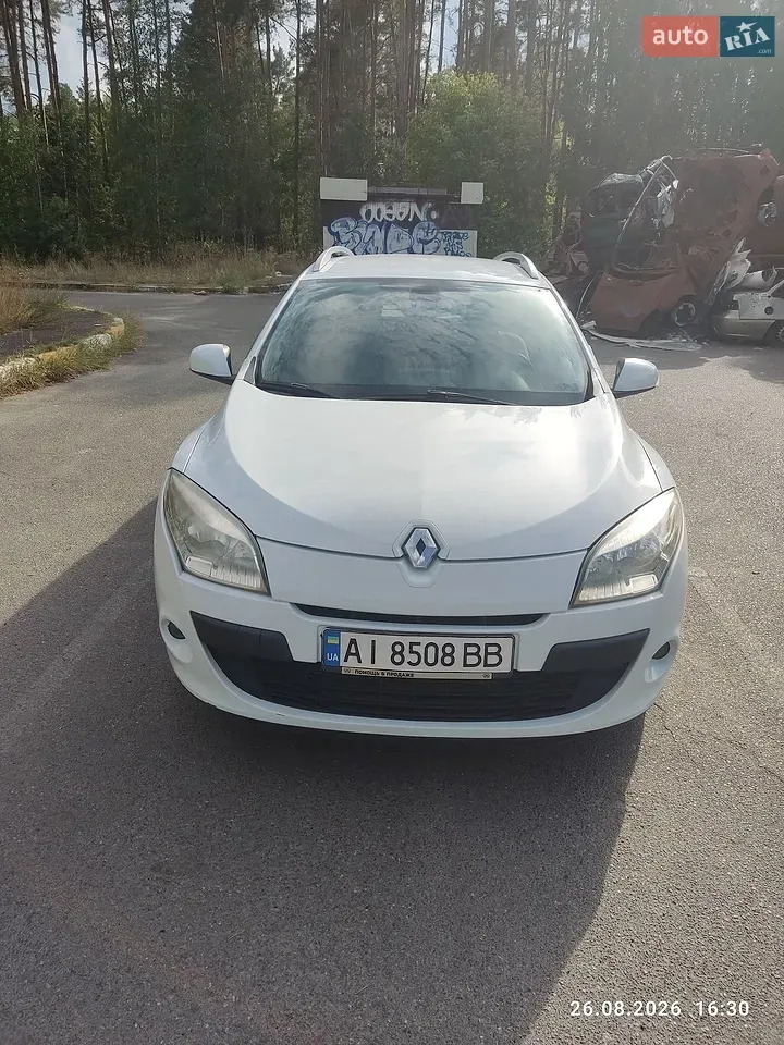 Renault Megane 2011 photo 2