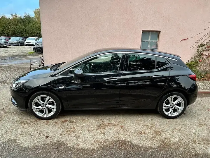 Opel Astra 2018 photo 2