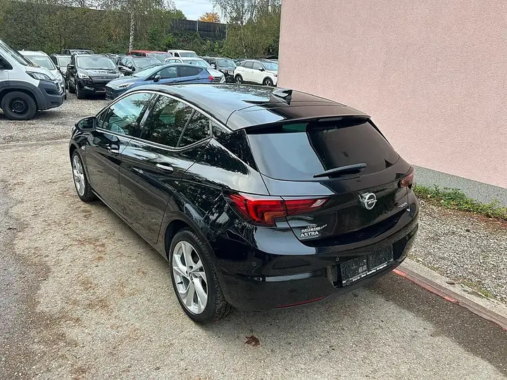 Opel Astra 2018 photo 3