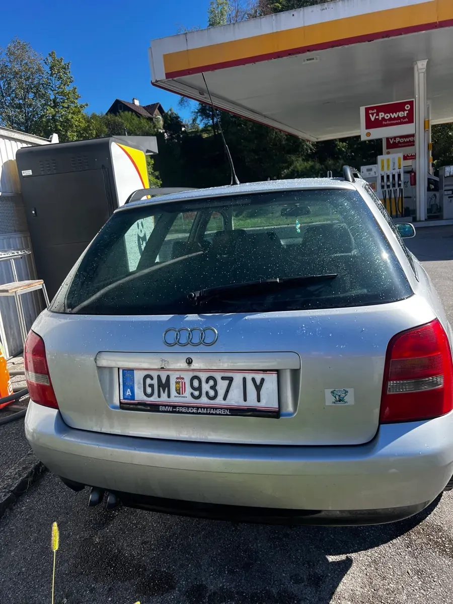 Audi A4 2000 photo 3