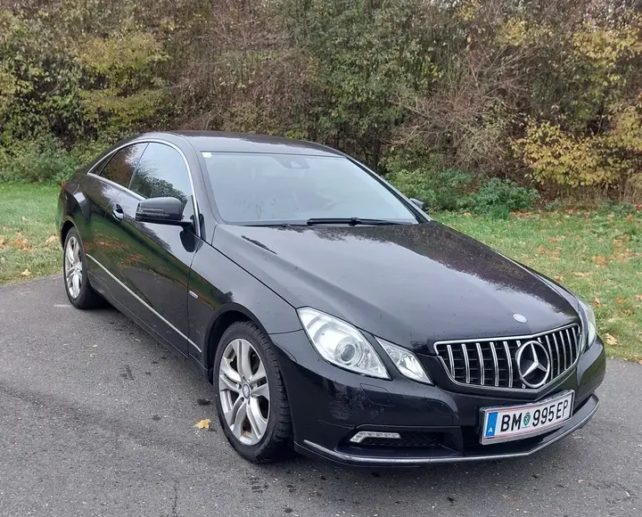 Mercedes-Benz E-Class 2010 photo 3
