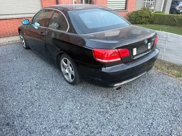 BMW 320I