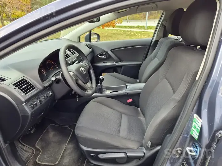 Toyota Avensis 2009 photo 4