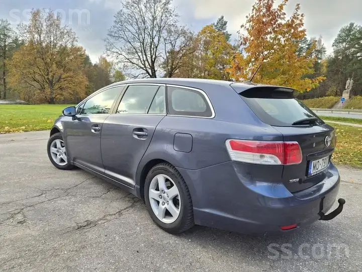 Toyota Avensis 2009 photo 3