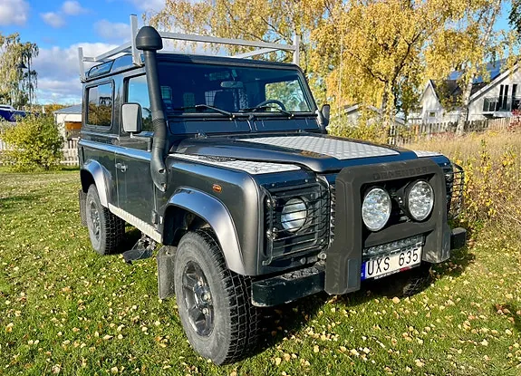 Land Rover Defender 90